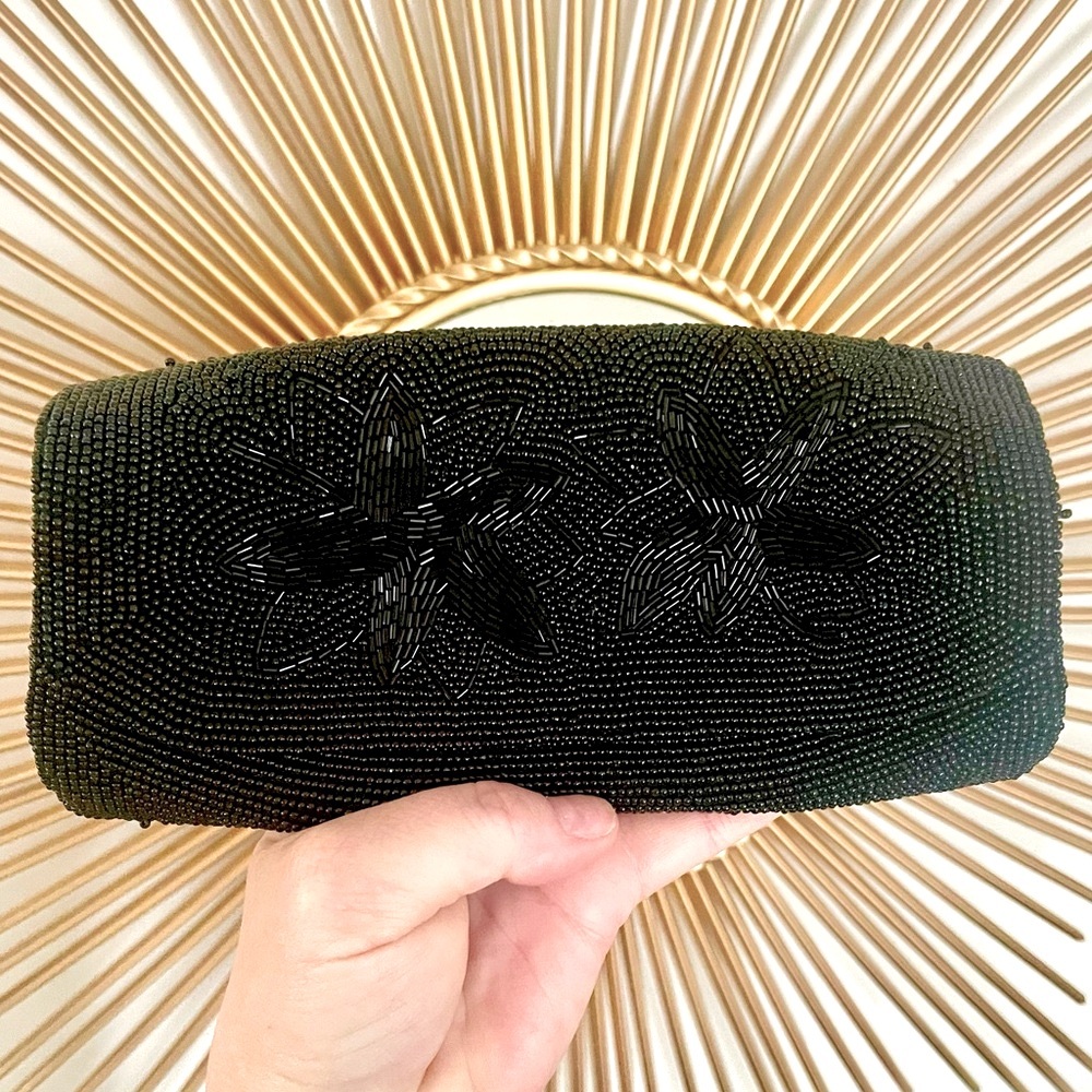 Jill-Empress Vintage Black Beaded Clutch